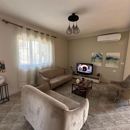 City Center Apartment Тирана Экстерьер фото